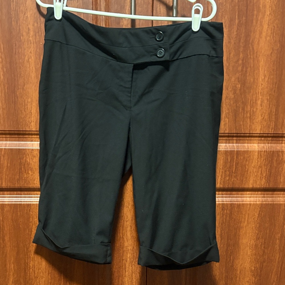 Ice Black Mid-Length Bermuda Shorts with Button Waist